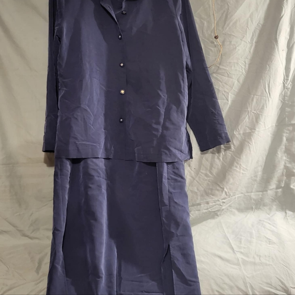 Blue Midi Dress with Notched Collar and Long Sleeves